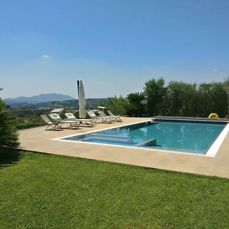 Villa Poggio In Fiore *